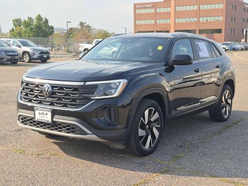 2024 Volkswagen Atlas Cross Sport 2.0T SE w/Technology 4MOTION