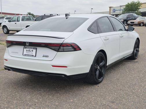 2023 Honda Accord Hybrid Base