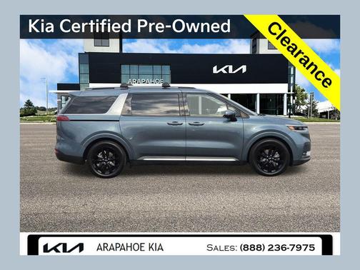 2023 Kia Carnival SX