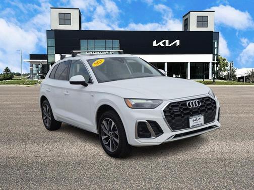 2023 Audi Q5 45 S line Premium Plus