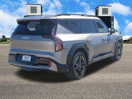 2024 Kia EV9 GT-Line