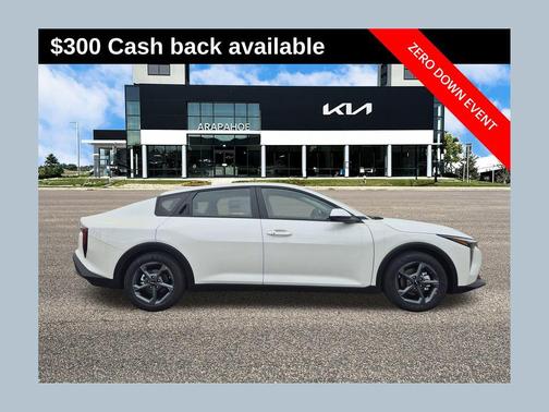 2026 Kia K4 LXS