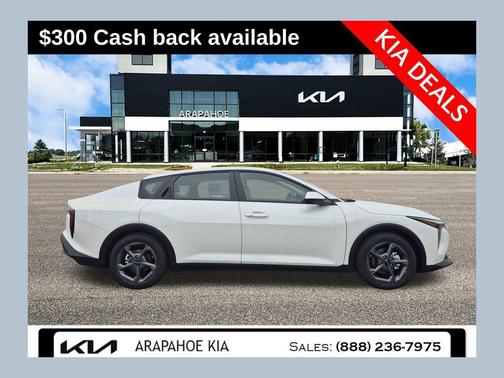 2026 Kia K4 LXS