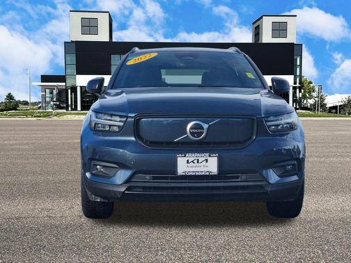 2022 Volvo XC40 Recharge Pure Electric P8 Twin Plus