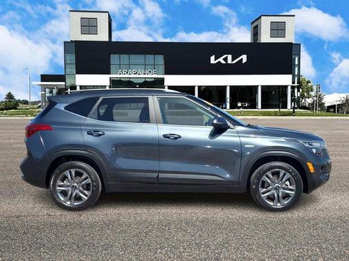 2023 Kia Seltos S