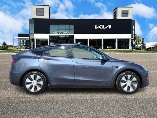 2023 Tesla Model Y Long Range Dual Motor All-Wheel Drive