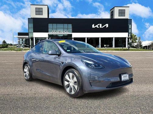 2023 Tesla Model Y Long Range Dual Motor All-Wheel Drive