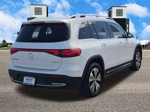 2024 Mercedes-Benz EQB 300 4MATIC