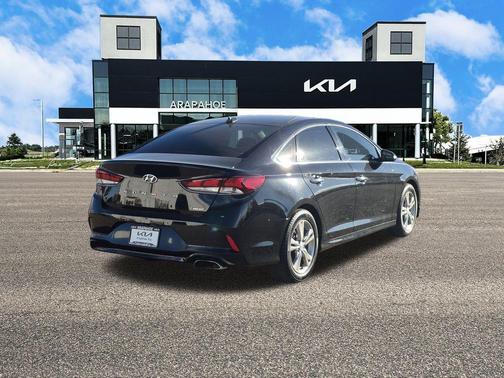 2018 Hyundai SONATA Limited
