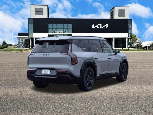 Wolf Gray 2026 Kia EV9 Land