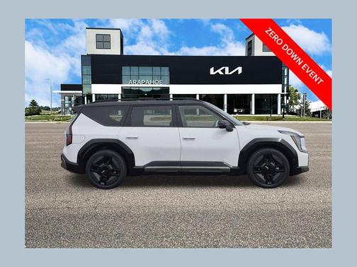 Glacier White Pearl/Ebony Black Roof 2026 Kia EV9 GT-Line