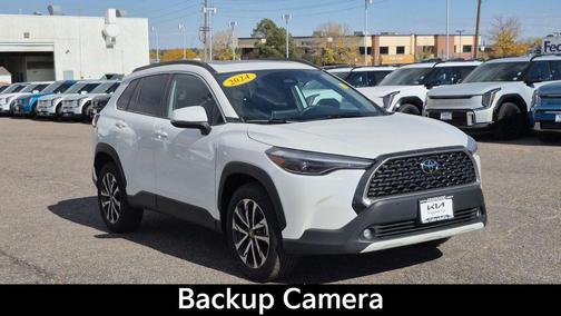 2024 Toyota Corolla Cross XLE