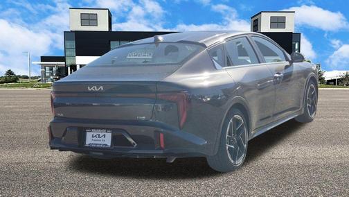 2025 Kia K4 GT-Line