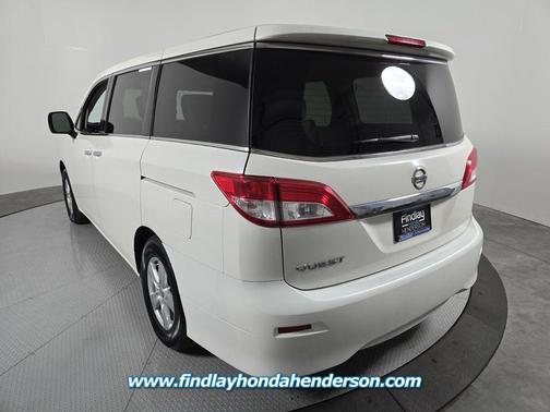 2015 Nissan Quest SV