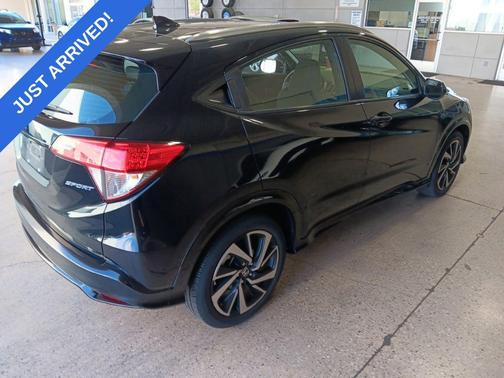 Crystal Black Pearl 2020 Honda HR-V 2WD Sport