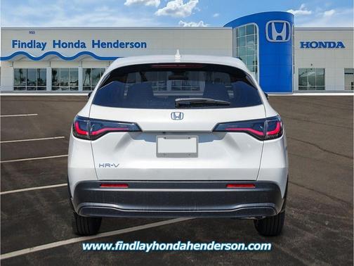 Platinum White Pearl 2027 Honda HR-V LX