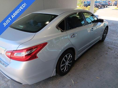 2016 Nissan Altima 2.5 S