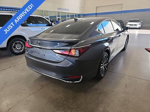 Cloudburst Gray 2024 Lexus ES 300h Base