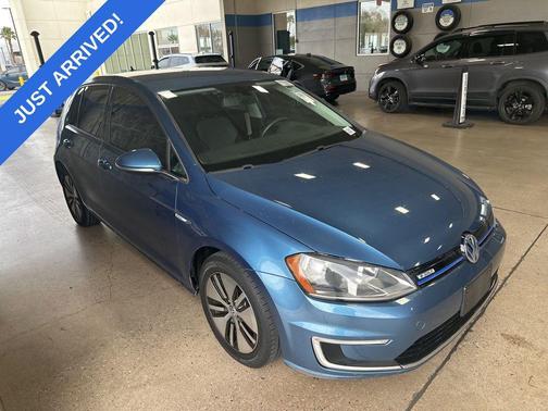 2016 Volkswagen e-Golf SE