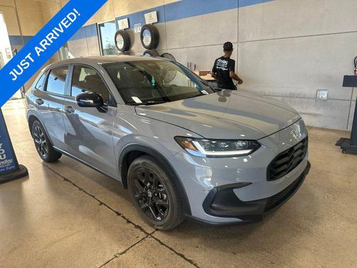 Urban Gray Pearl 2024 Honda HR-V AWD Sport