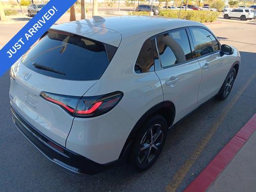 Platinum White Pearl 2025 Honda HR-V EX-L