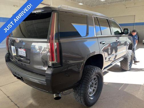 2017 Cadillac Escalade Premium Luxury