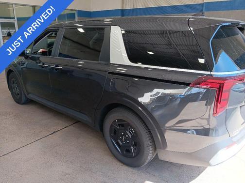 Panthera Metal 2026 Kia Carnival LXS