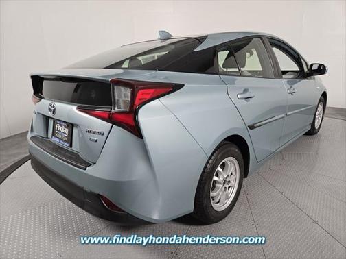 2021 Toyota Prius L