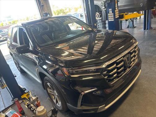 2023 Honda Pilot AWD EX-L 7 Passenger