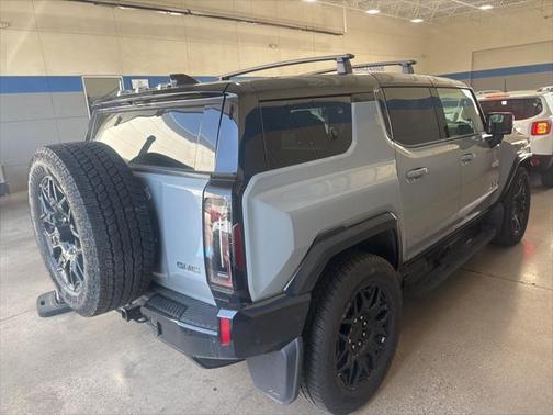 2024 GMC HUMMER EV SUV 2X