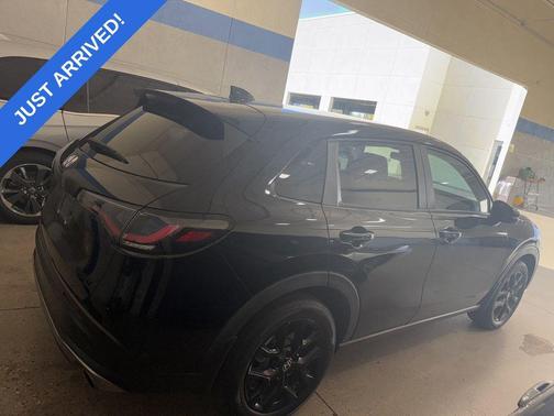 2023 Honda HR-V 2WD Sport