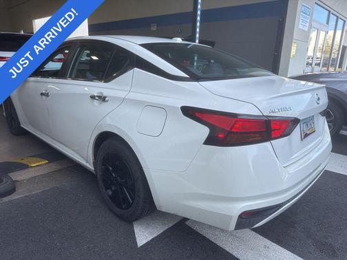 Glacier White 2020 Nissan Altima S FWD