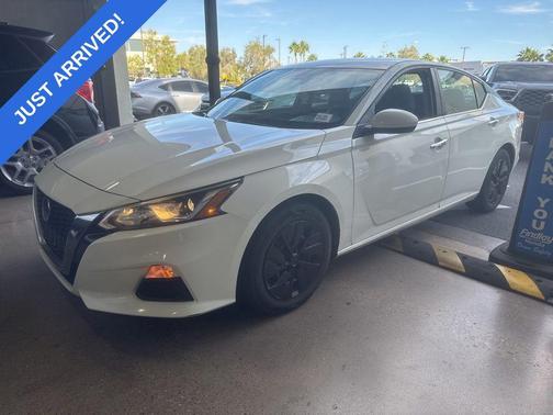 Glacier White 2020 Nissan Altima S FWD