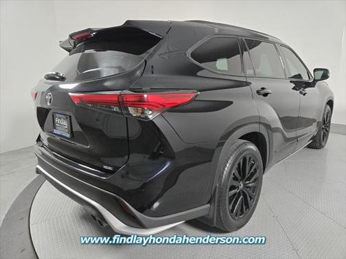 2023 Toyota Highlander XSE