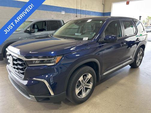 Obsidian Blue Pearl 2024 Honda Pilot EX-L 7 Passenger