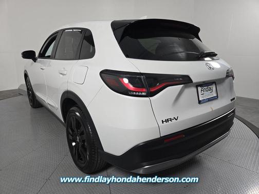 Platinum White Pearl 2026 Honda HR-V AWD Sport