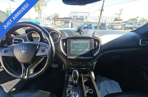 2017 Maserati Ghibli Base