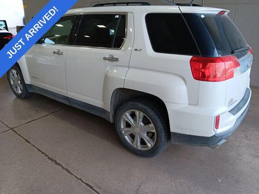 White Frost Tricoat 2017 GMC Terrain SLT