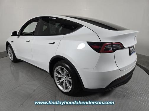 2022 Tesla Model Y Long Range Dual Motor All-Wheel Drive