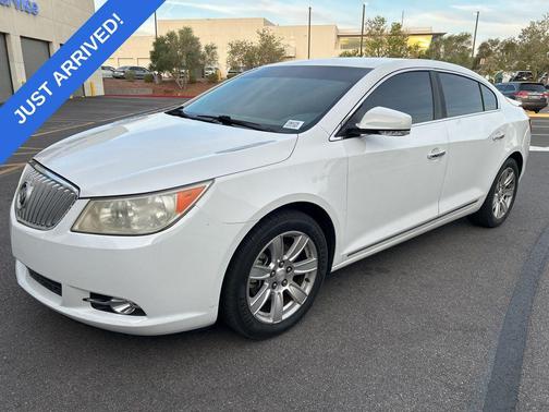 Summit White 2011 Buick LaCrosse CXL