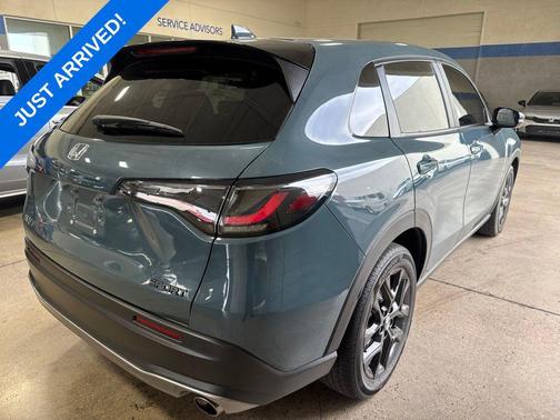 Nordic Forest Pearl 2023 Honda HR-V 2WD Sport