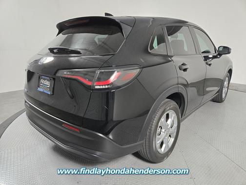 Crystal Black Pearl 2023 Honda HR-V LX