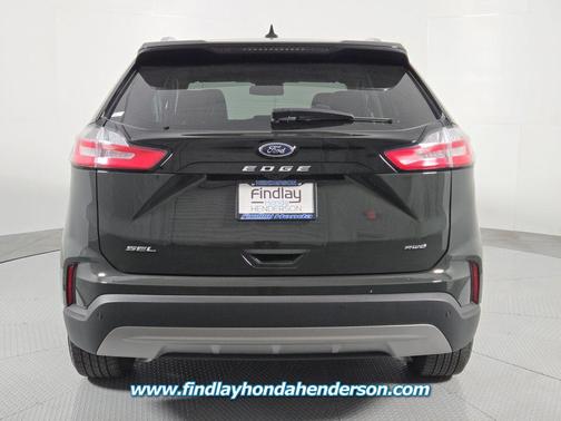 Forged Green Metallic 2022 Ford Edge SEL