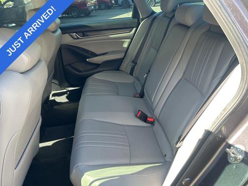 2020 Honda Accord Touring 2.0T