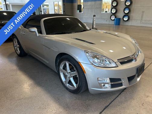 Silver Pearl 2007 Saturn Sky Base