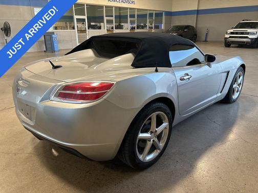 Silver Pearl 2007 Saturn Sky Base