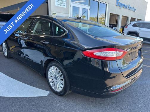 2016 Ford Fusion Energi SE Luxury