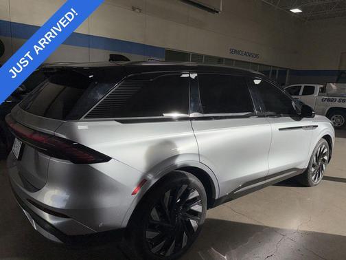 2024 Lincoln Nautilus Reserve