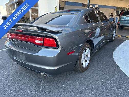 2012 Dodge Charger SE