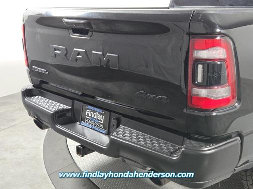 Diamond Black Crystal Pearlcoat 2023 RAM 1500 Rebel